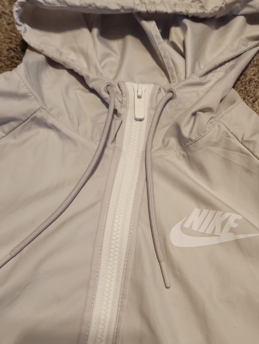 Nike Jacket - Picture 2 of 6